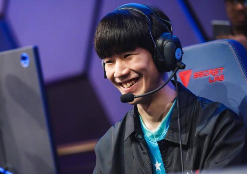 S14资格赛昨日TOP5：Light寒冰万箭齐发 成WBG最大功臣